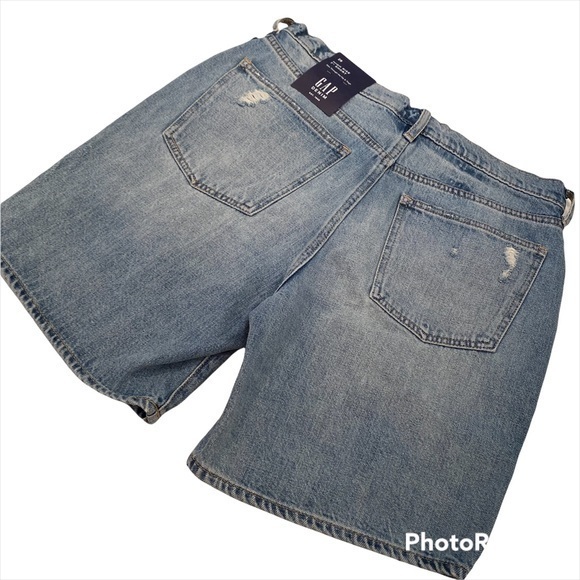 NWT GAP DENIM SHORTS🎉 - Picture 4 of 5
